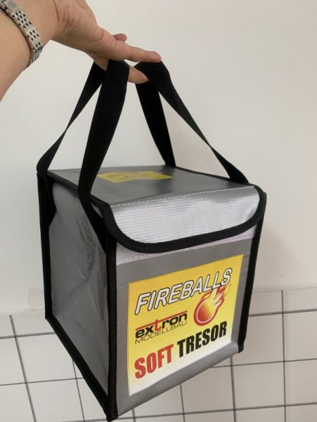 Extron FIREBALLS Soft Tresor inkl. 3 x 1 Liter FIREBALLS